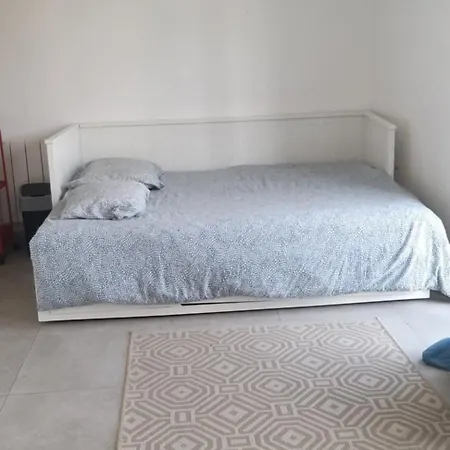 Apartment Equipee 2 Personnes Proche Paris *
